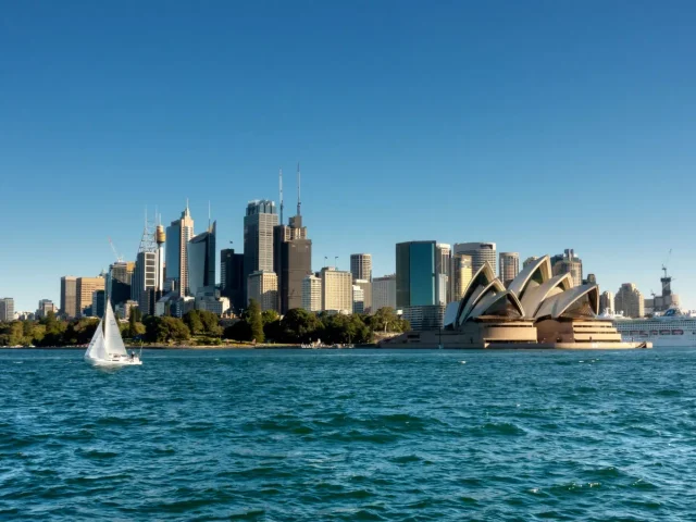 Can I Convert My Visitor Visa to a Work Visa in Australia if I Find a Job There?