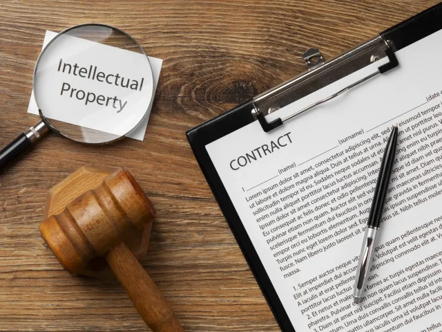 Intellectual property lawyer